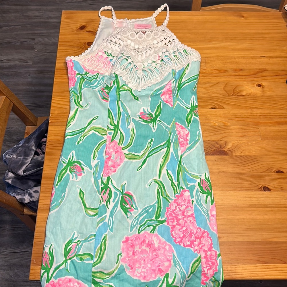 Floral Lilly Pulitzer dress size 00